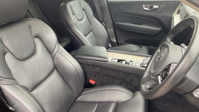 Volvo Xc60 2.0 T8 455 RC PHEV Inscription Pro 5dr AWD Auto Estate